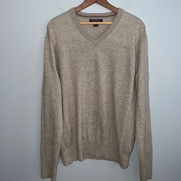 Banana Republic Men’s v neck cashmere blend tan sweater - Picture 2 of 13